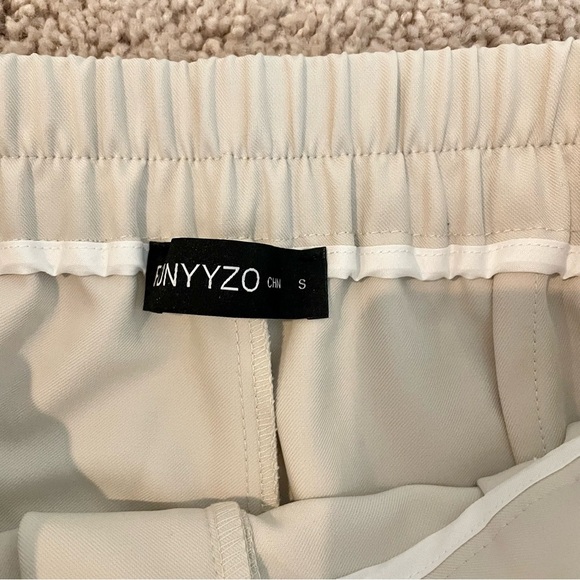 NWT Funyyzo Cream Neutral Wide Leg Dress‎ Pants Trousers - Picture 13 of 15